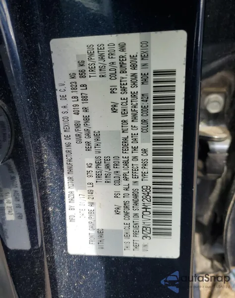 2017 Mazda 3 Touring z USA, uszkodzony, nr VIN 3MZBN1V70HM128489